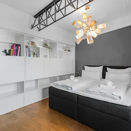 Prime - Luxus Loft Mit Whirlpool, Sauna, Klima Und Parken *